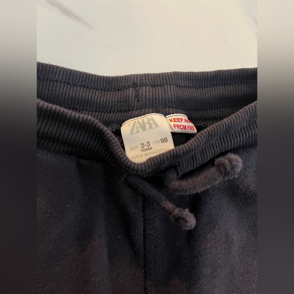 3 pair of Zara’s toddler sweats - Picture 9 of 9